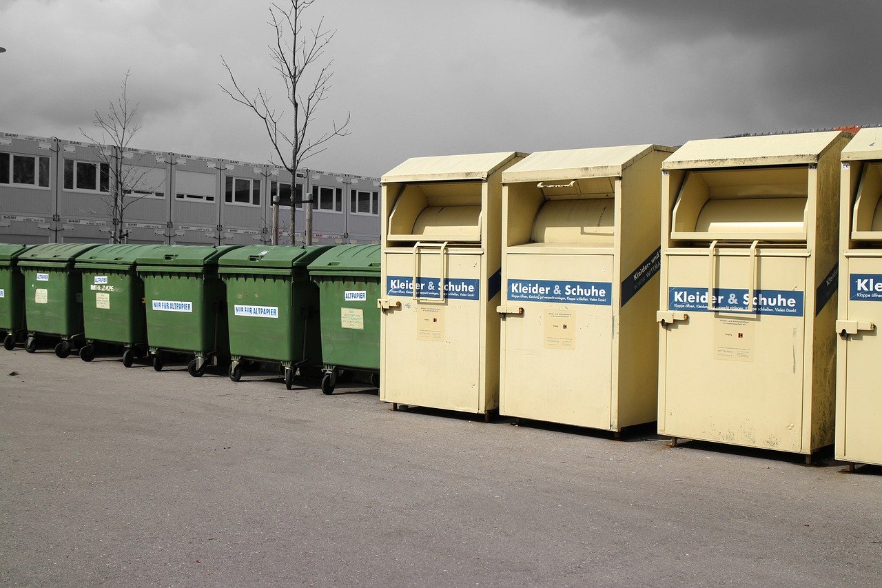 garbage-298774_1280